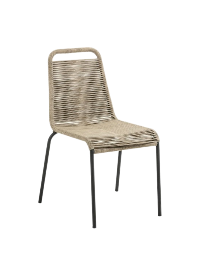 Stühle mit Sitz- und Rückenlehne aus Seil, mit einem Gestell aus feuerverzinktem Stahl in Beige, 84x49cm.