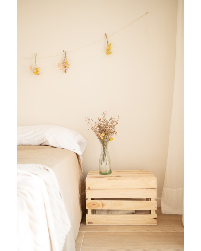 Baúl de madera maciza en tono natural de 39x33x30,5cm