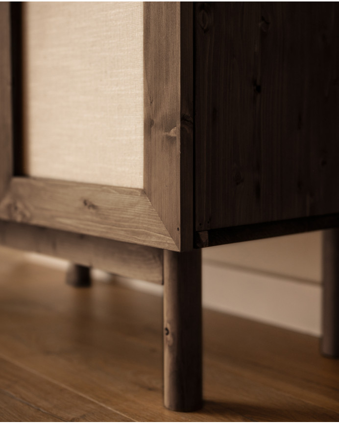 Sideboard aus Fichtenholz und Leinengewebe in Walnussfarben, 100x80 hergestellt.