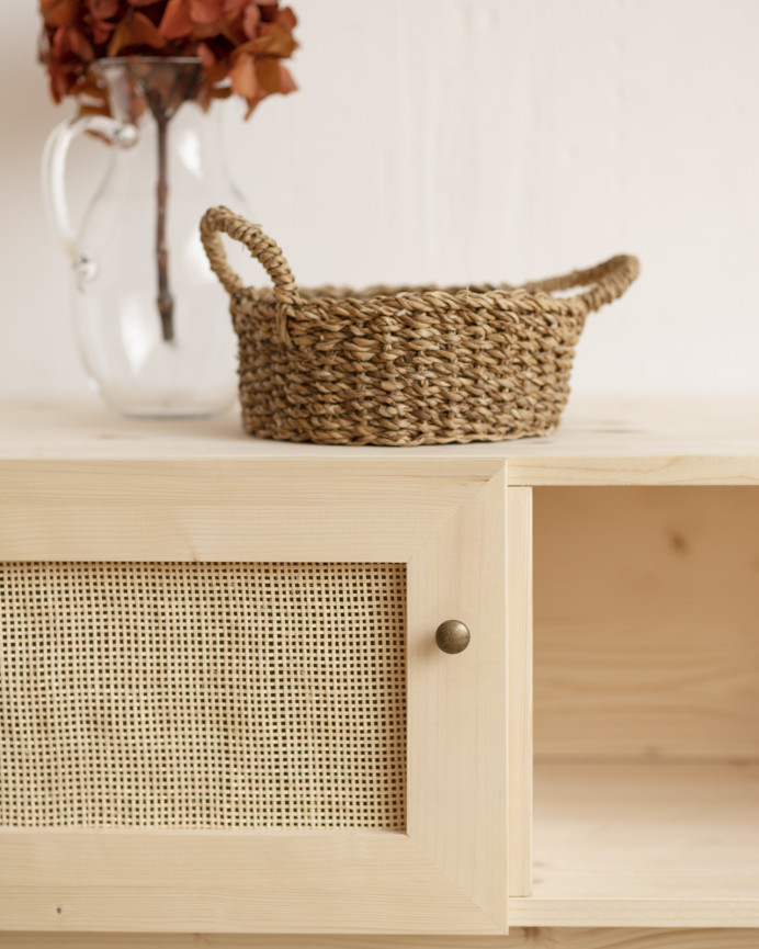 TV-Schrank aus Massivholz und Rattan mit 2 Türen in natürlicher Farbe von 150x40cm