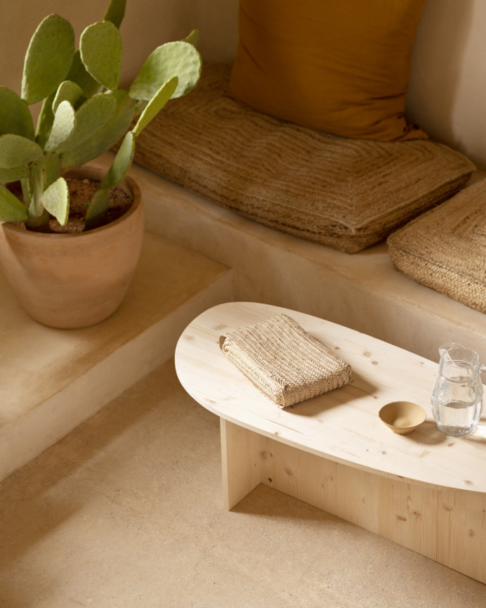 Massiver Holz-Couchtisch in natürlicher Farbe von 129 cm