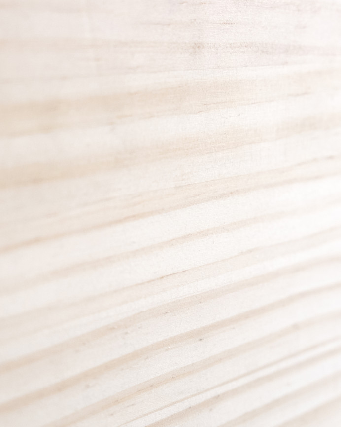 Kopfteil aus massivem Holz mit dem Muster Sechseckige Blätter III in natürlichen Farbtönen in verschiedenen Größen.