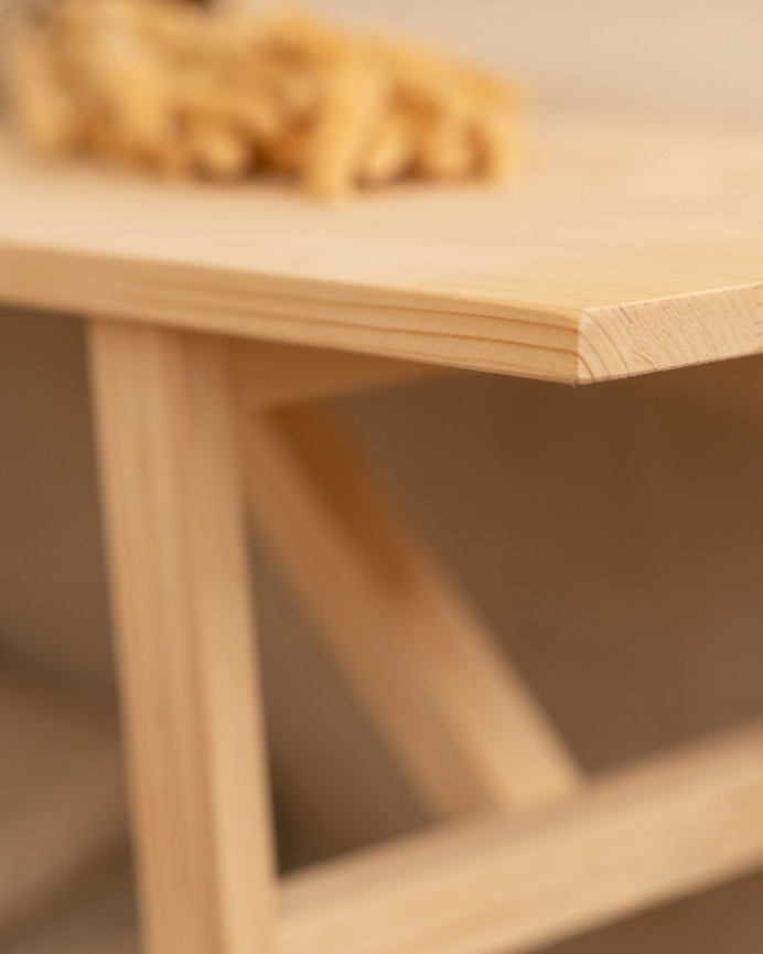 Massive Holzbank in Naturton, 120x45cm.