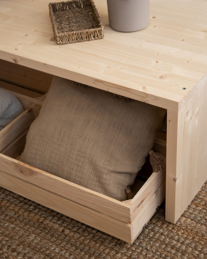 Mesa de centro de madera maciza en tono natural con ruedas de 120x45cm