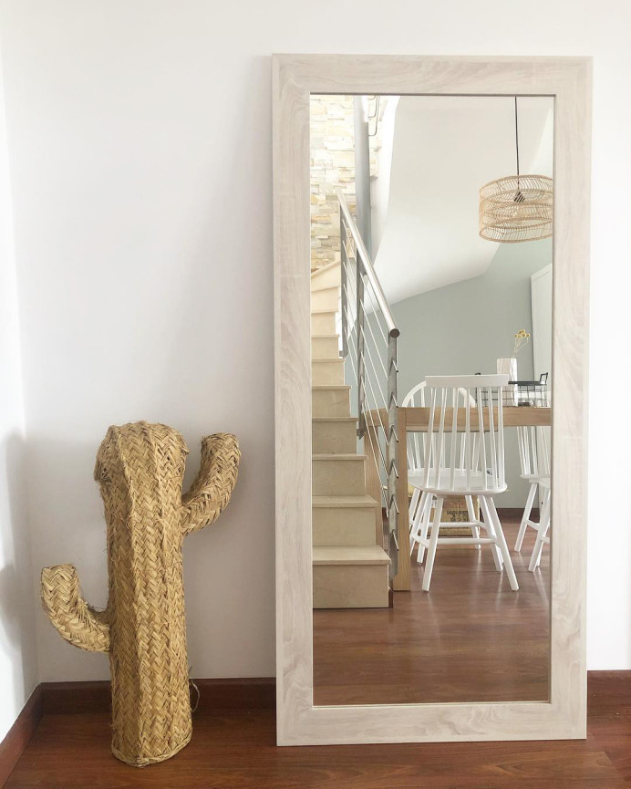 Spiegeleffekt in beige Holzoptik in verschiedenen Größen