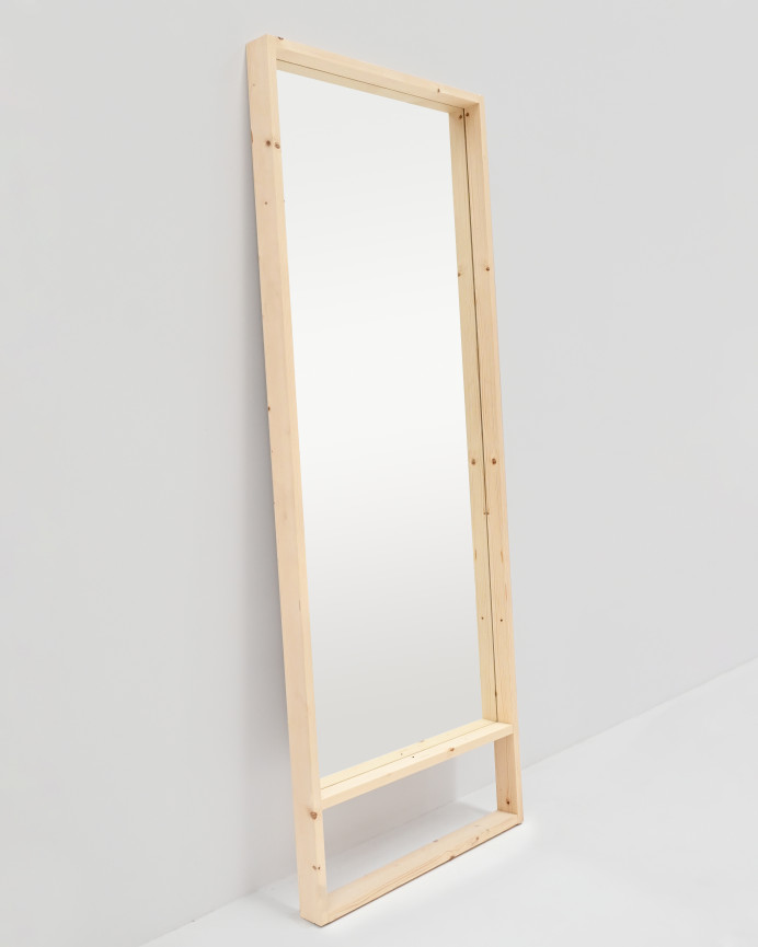 Spiegel mit massiver Holzoptik in natürlicher Farbe in verschiedenen Größen