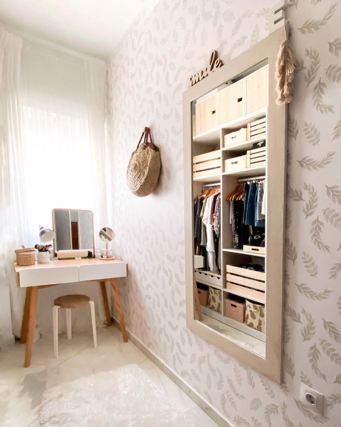 Spiegeleffekt in beige Holzoptik in verschiedenen Größen