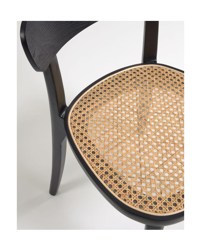 Stühle aus Buchenholz mit Sitzfläche aus Eschenfurnier und Rattan im Cannage-Stil in Schwarzton, 75x44cm.