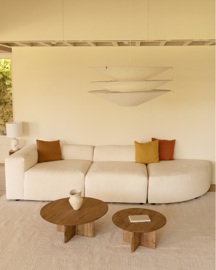 3-teiliges Bouclé-Sofa in Weiß mit einer Bogenkurve, 320x110cm.