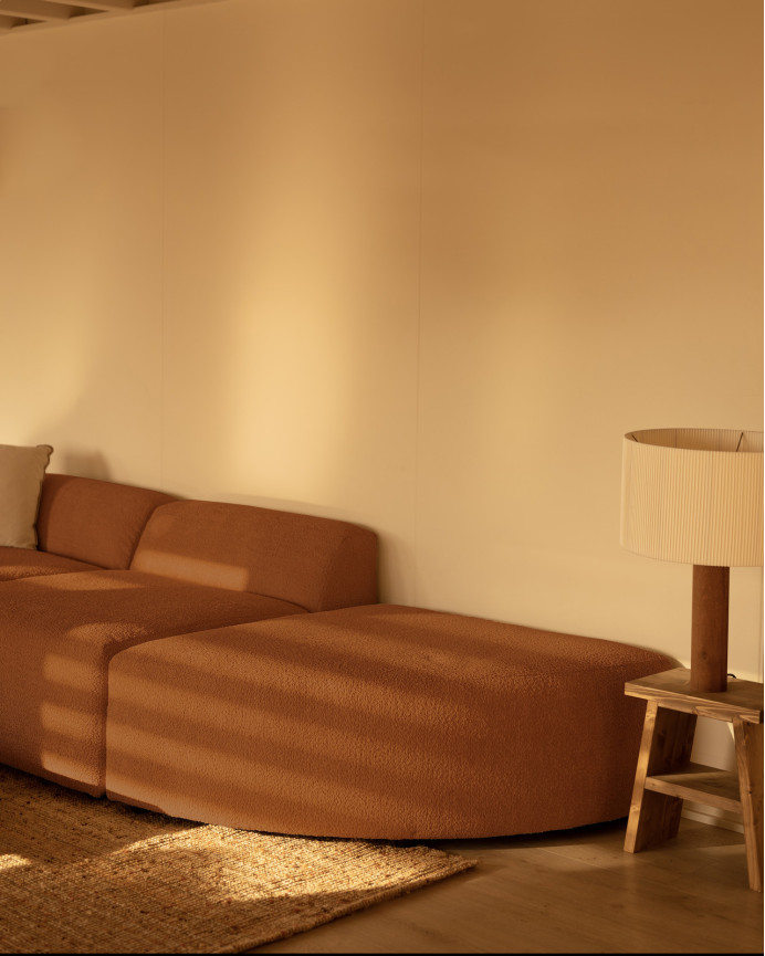 3-teiliges Sofa mit Bouclé-Krümmung in Kupferfarbe, 320x110cm.