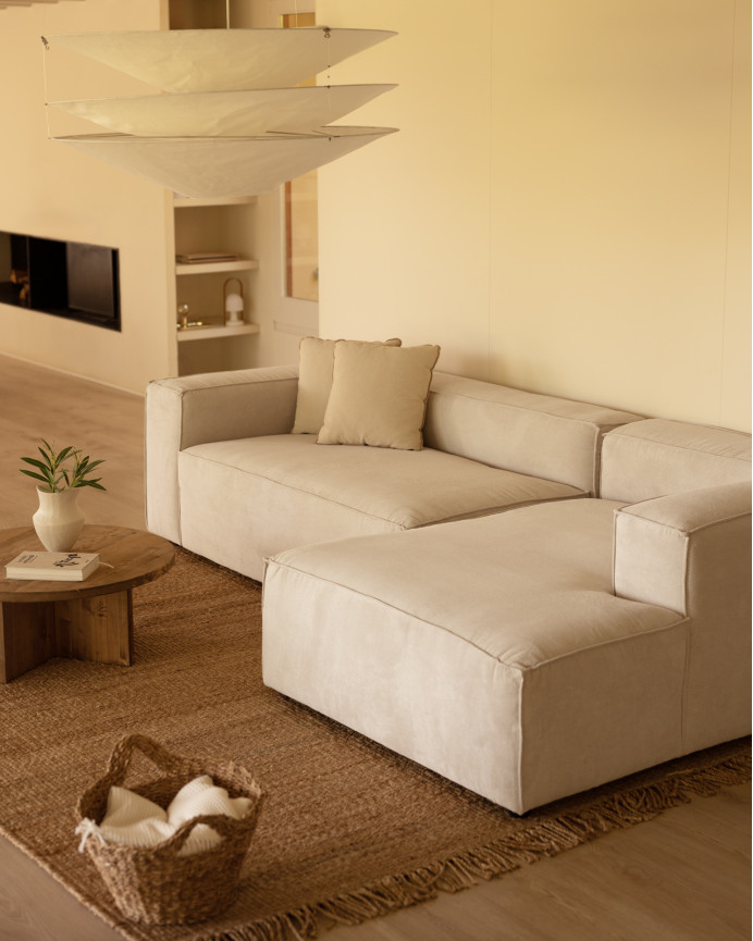 Sofa mit Chaiselongue aus weißem Samt in verschiedenen Größen.