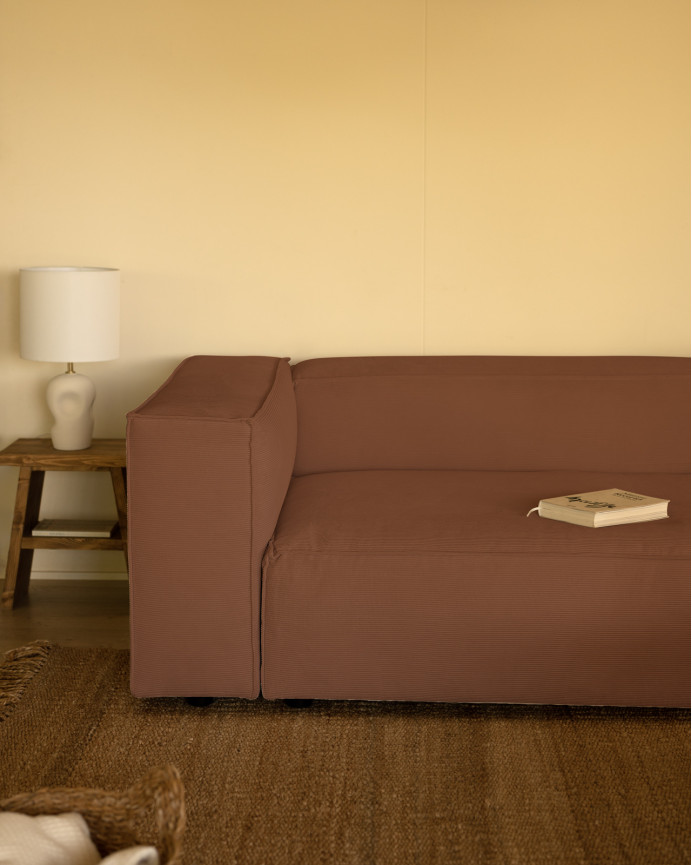 Sofa mit Chaiselongue aus korallenfarbenem Samtstoff in verschiedenen Größen