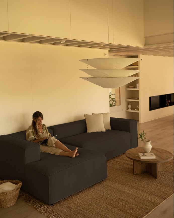 Sofa mit Chaiselongue aus dunkelgrauem Samtstoff in verschiedenen Größen