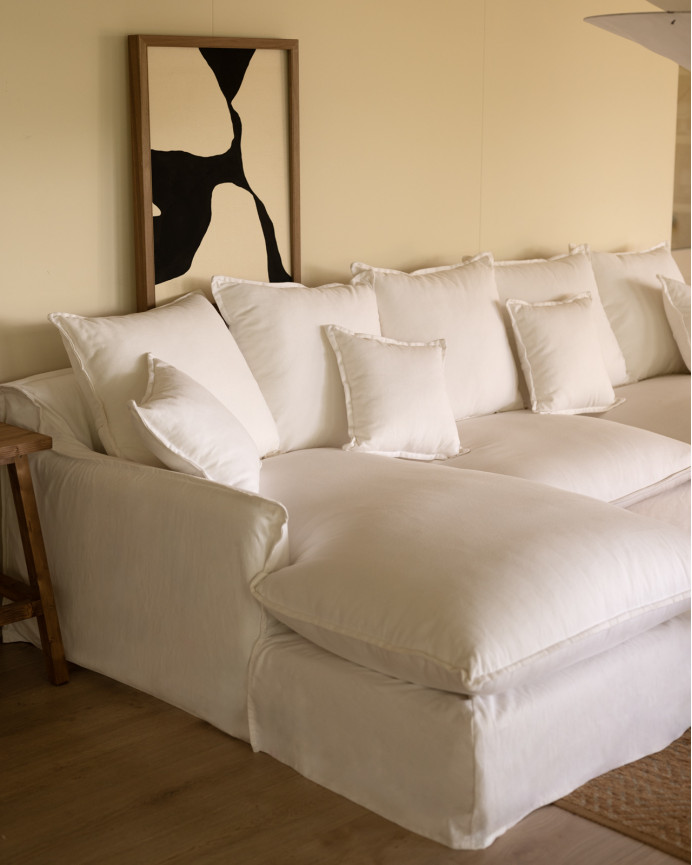 Sofa mit abnehmbarer Chaiselongue aus Baumwolle und Leinen in Weiß in verschiedenen Größen.