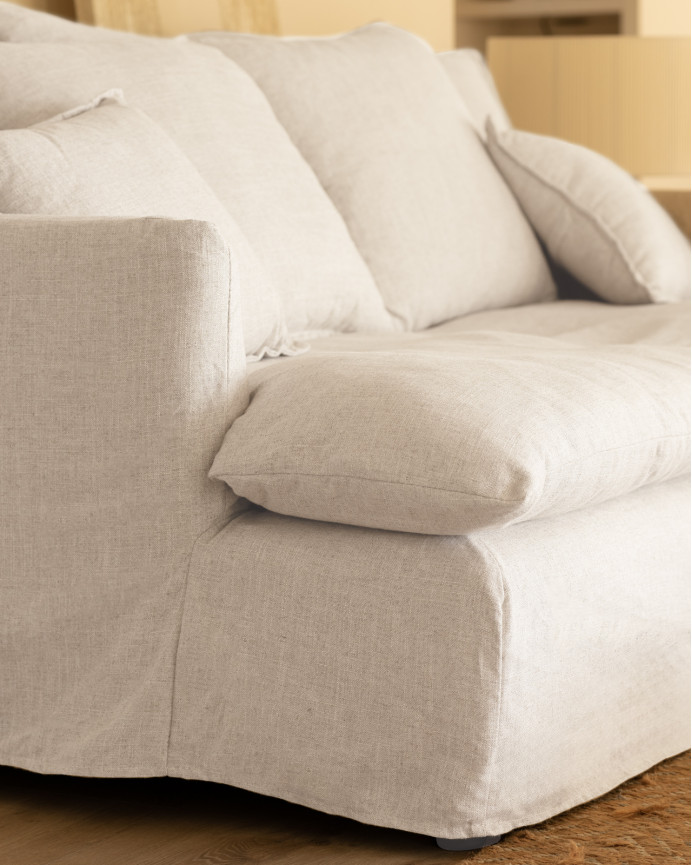 Mitteltiefes Sofa aus weißer Baumwolle und Leinen mit abnehmbaren Bezügen in verschiedenen Größen.
