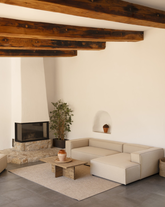 Sofa mit beigefarbener Chaiselongue in verschiedenen Größen