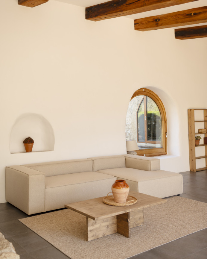 Sofa mit beigefarbener Chaiselongue in verschiedenen Größen