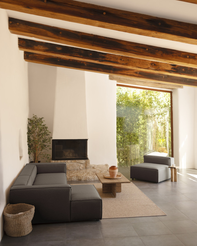 Sofa mit Chaiselongue in dunkelgrauer Farbe in verschiedenen Maßen
