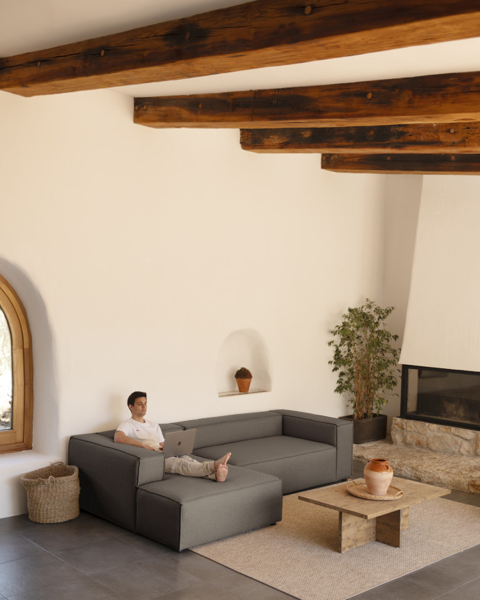 Sofa mit Chaiselongue in dunkelgrauer Farbe in verschiedenen Maßen