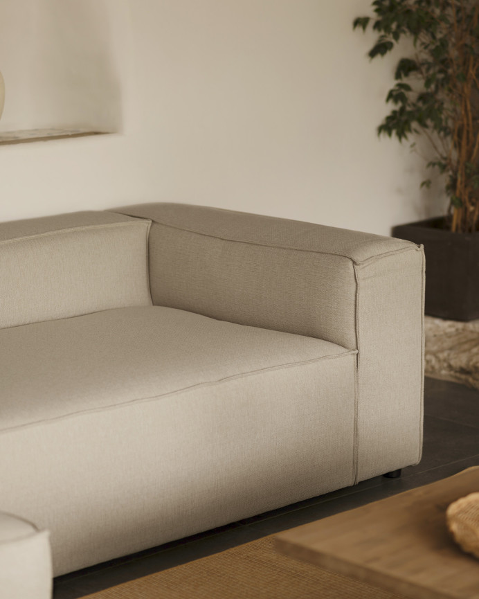 Sofa mit Chaiselongue in Hellgrau in verschiedenen Größen