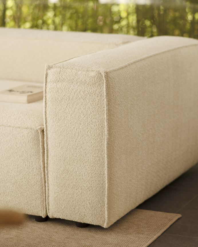 Bouclé-Sofa in weißer Farbe in verschiedenen Größen
