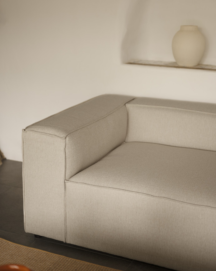 Hellgrauenes Sofa in verschiedenen Größen