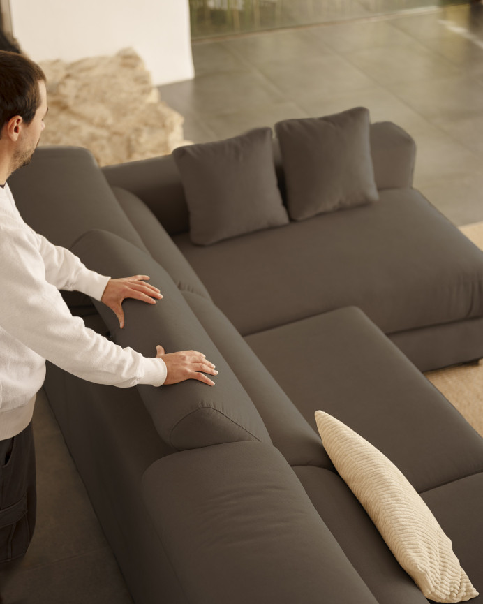 Sofa mit dunkelgrauer Chaiselongue in verschiedenen Maßen
