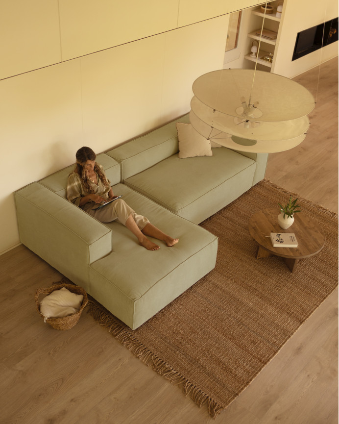 Sofa mit Chaiselongue aus limagrüner Samtstoff in verschiedenen Größen