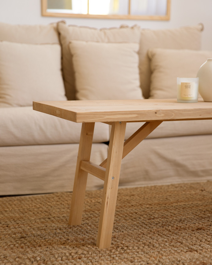 Massiver Eichencouchtisch in mittlerem Eichenfinish