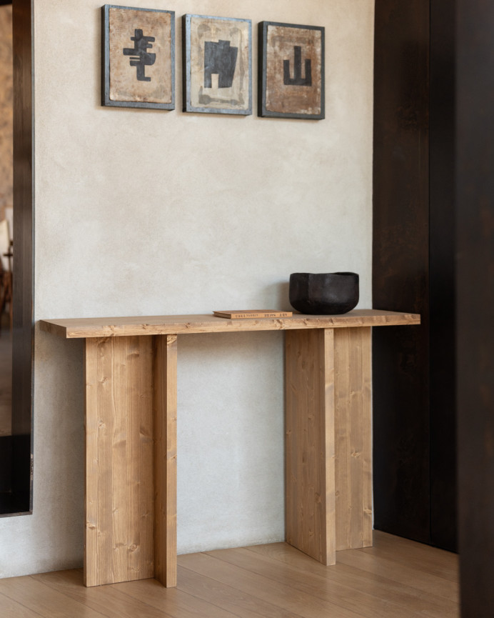 Massivholz-Konsole in mittlerer Eichenfarbe von 120x80 cm.