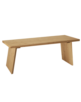 Massiver Couchtisch aus Eichenholz in mittlerem Ton von 120x60cm.