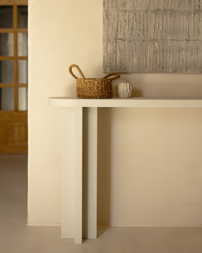 Mikrozement-Konsole in gebrochenem Weißton, 120x80cm.