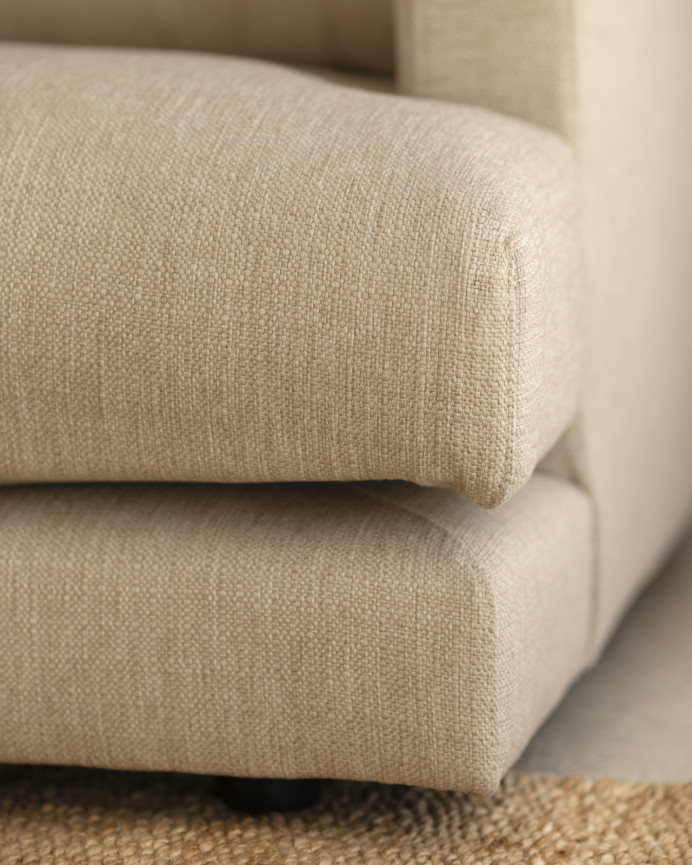 Sofa mit Chaiselongue in Beigetönen in verschiedenen Größen