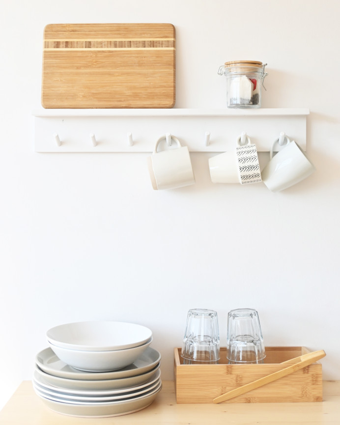 Massiver Holzwandhaken in Weiß im Maß 61x10cm