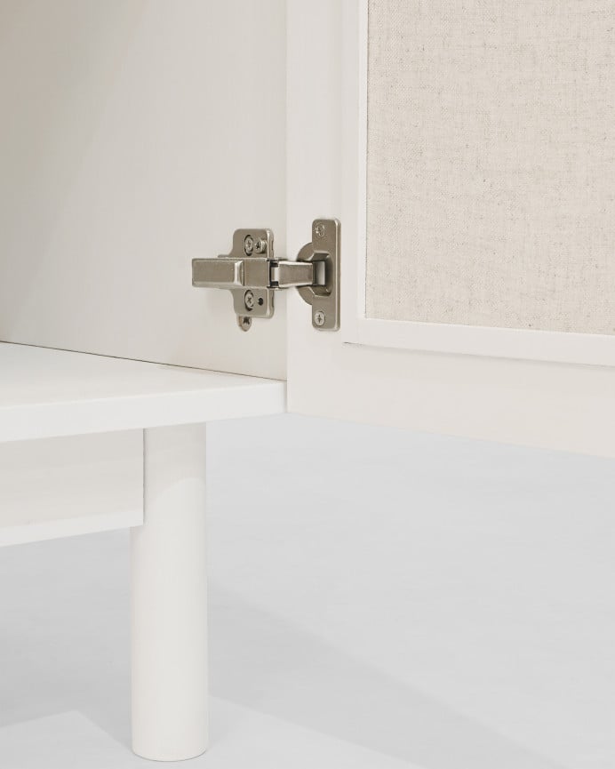 Massivholzschrank mit Leinenstoff in Weiß in den Maßen 180x80cm