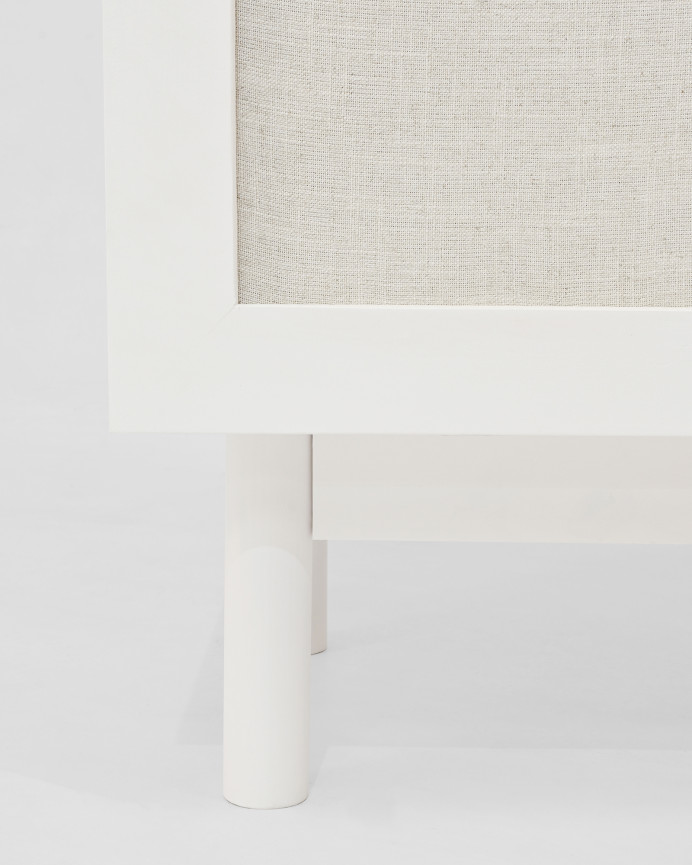 Massivholzschrank mit Leinenstoff in Weiß in den Maßen 180x80cm