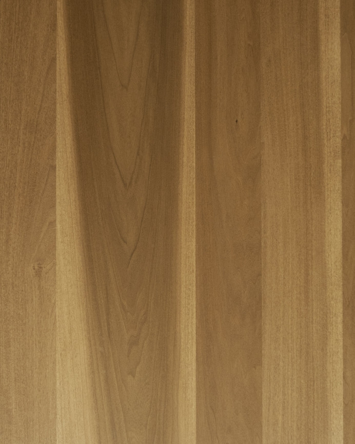 Massiver Eschenholz-Couchtisch mit drei Beinen von 100 cm.