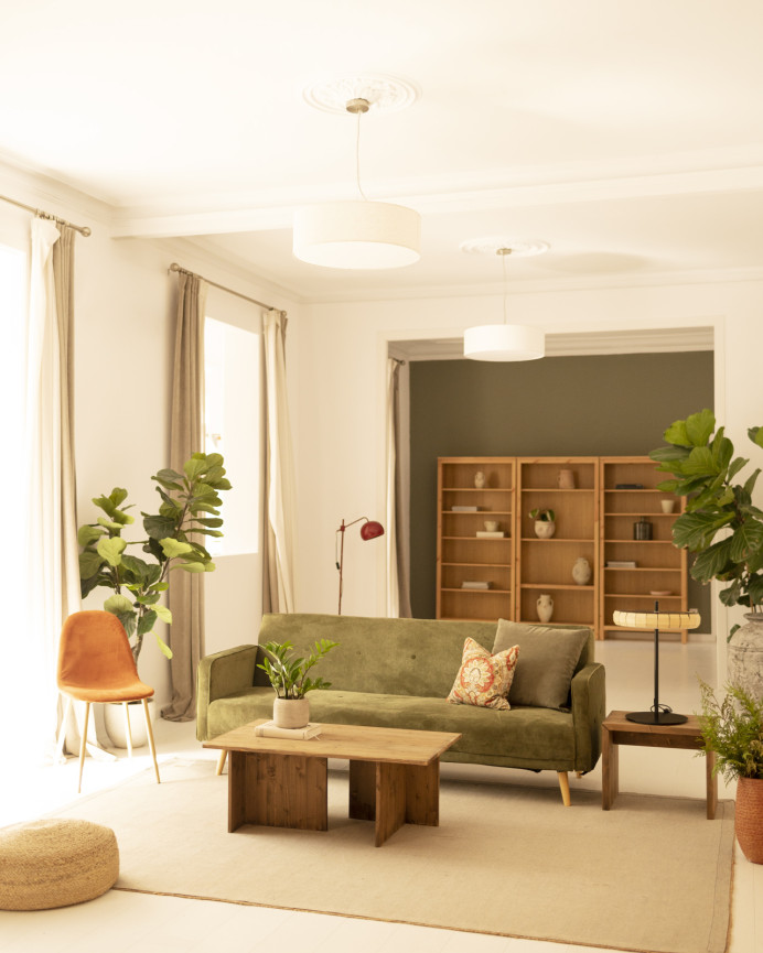 Massiver Eichholz-Couchtisch in dunkler Eichenholzfarbe, 40x100cm.
