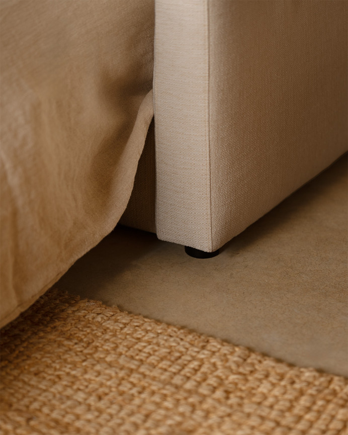 Schlafsofa in Beigefarben, 185x95cm.