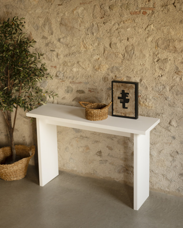 Massivholz-Konsole in Weiß mit den Maßen 120x80cm.