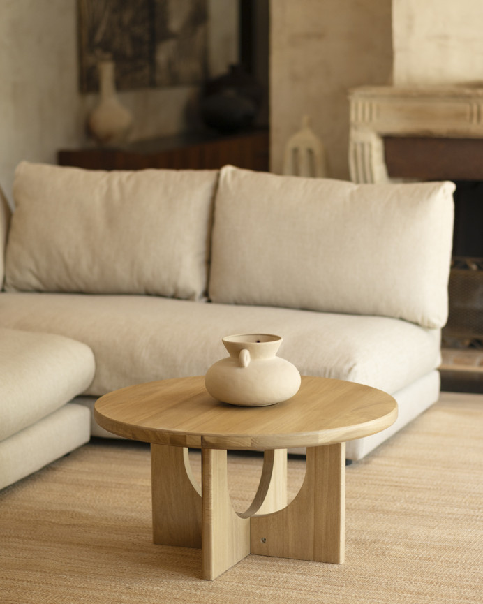 Massiver Couchtisch aus Pappelholz in verschiedenen Größen.