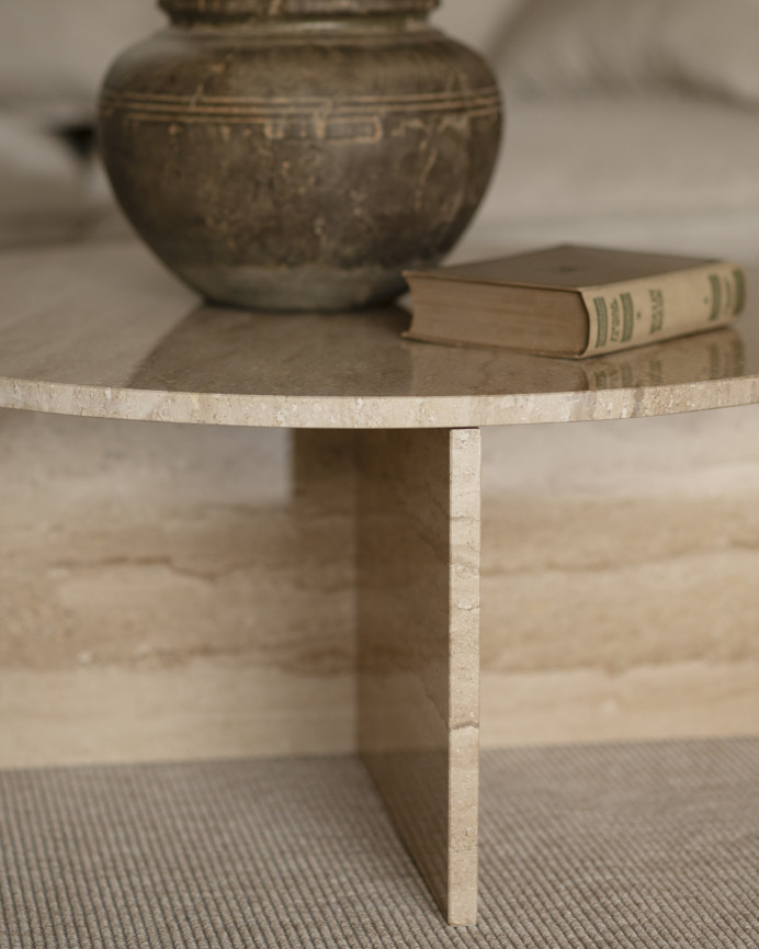 Runder Couchtisch aus Daino Reale-Marmor in verschiedenen Größen.