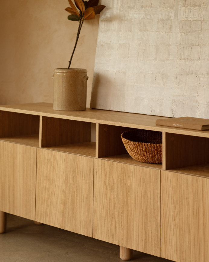 Aparador con 4 puertas de chapa de madera de roble natural de 176x40cm