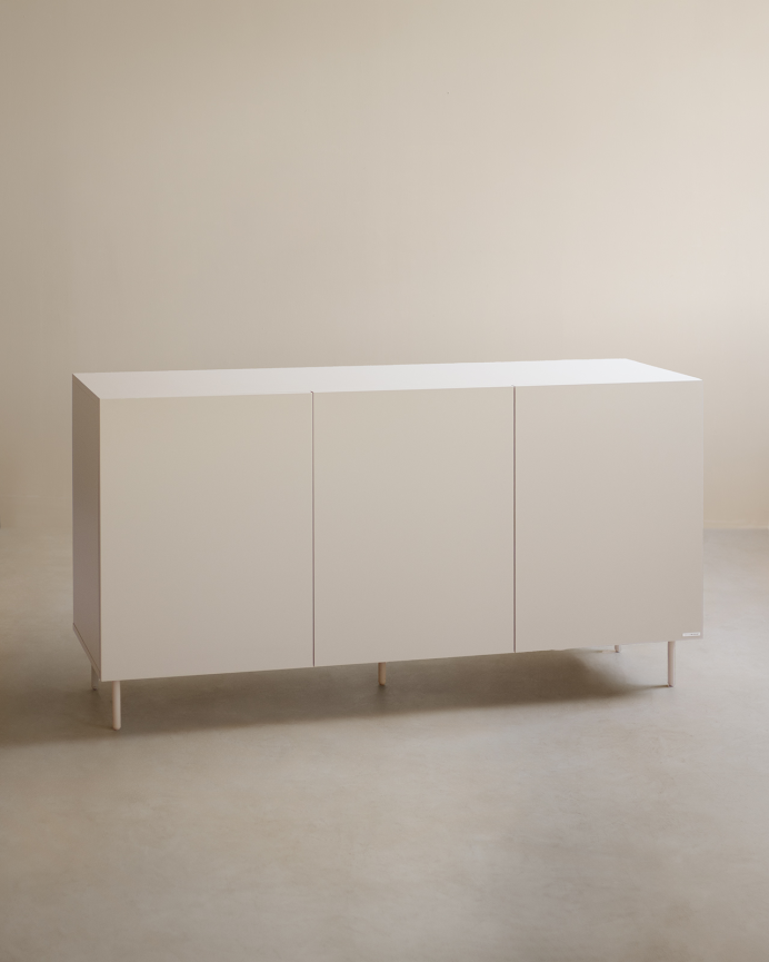 Sideboard mit 3 lackierten Türen in sandfarben, 160x40cm.