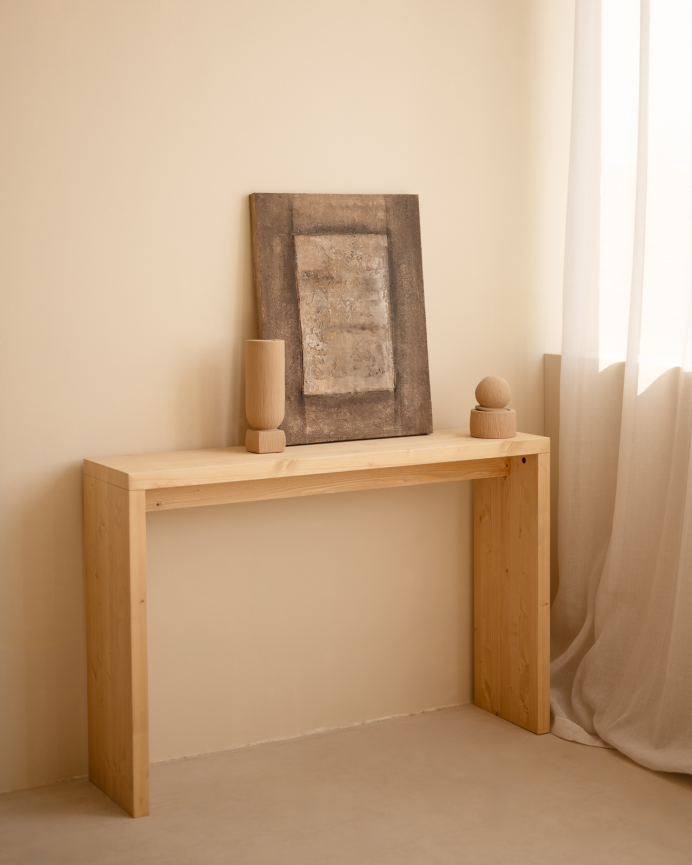 Massivholzkonsole in mittlerem Eichenton von 120x80cm.