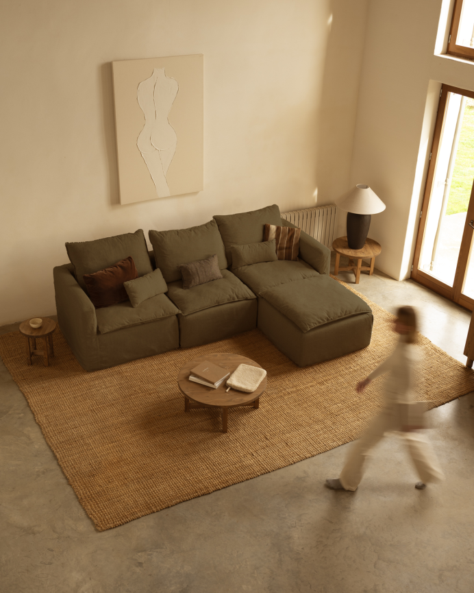 Modulares Sofa mit 3 Plätzen und rechter Ottomane aus Baumwolle und Leinen in abnehmbarem Grünton von 285x185cm.