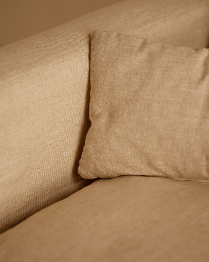 Modulares 3-Sitzer-Sofa mit rechter Chaiselongue aus abnehmbarem Baumwoll- und Leinenbezug in Beige, Maße 285x185cm.