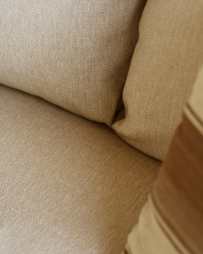 Gerade beige 215x105cm Sofa