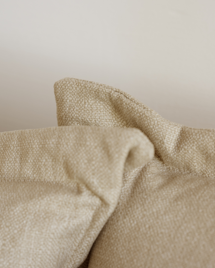 Gerade beige 215x105cm Sofa
