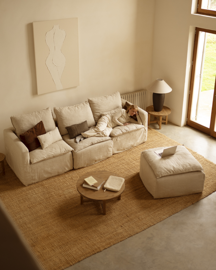 Modulares 3-Sitzer-Sofa mit rechter Chaiselongue aus abnehmbarem Baumwoll- und Leinenbezug in Beige, Maße 285x185cm.